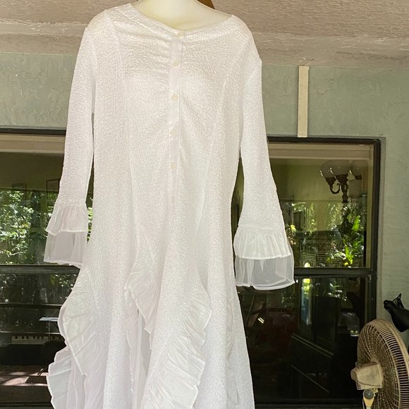 White Dress with Ruffle Hem - Picture 3 of 5